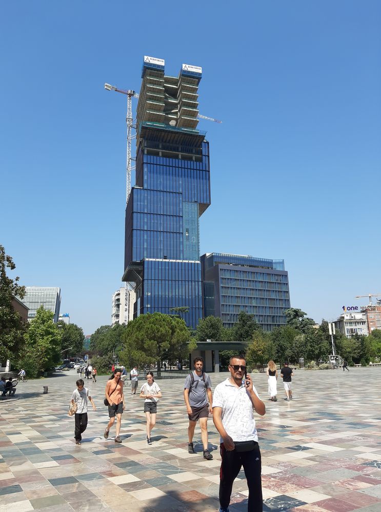 Tirana Juli 24